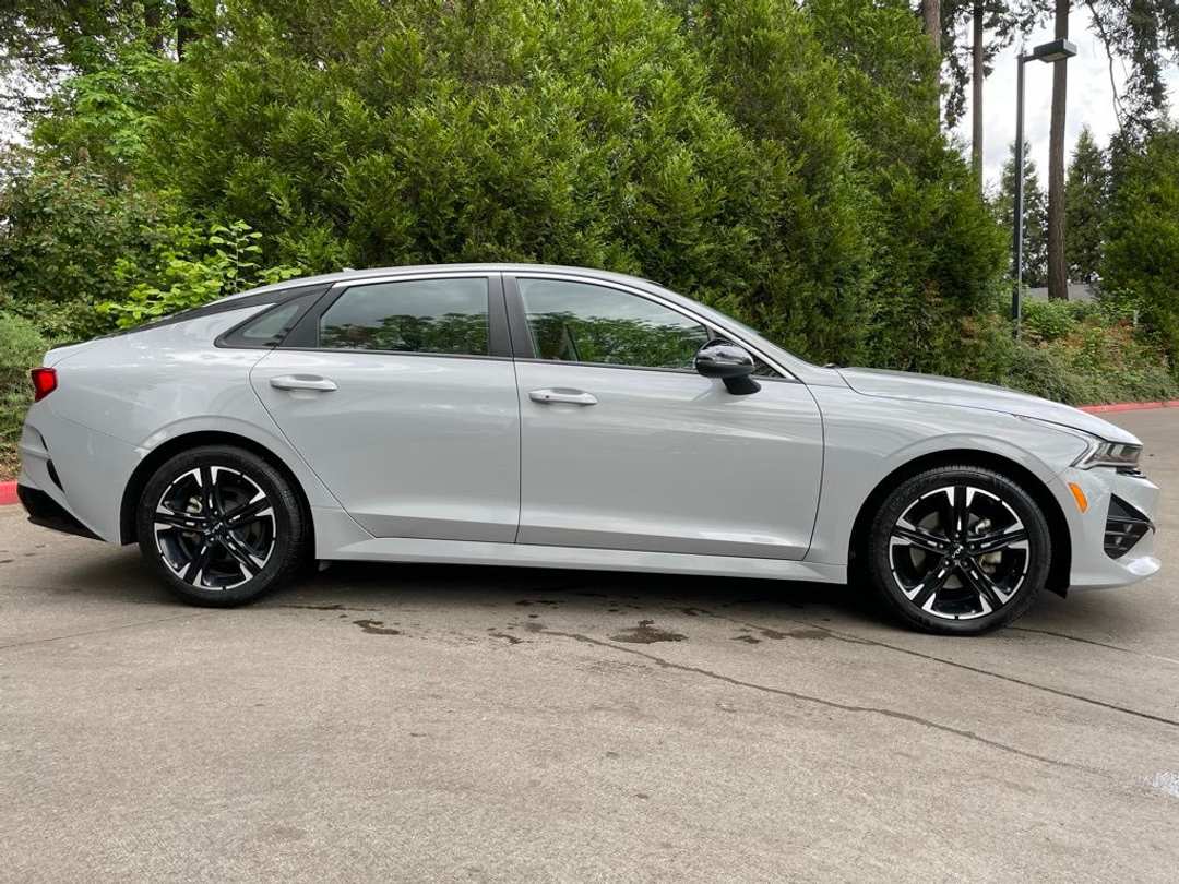2024 Kia K5 GTLine - Image 3