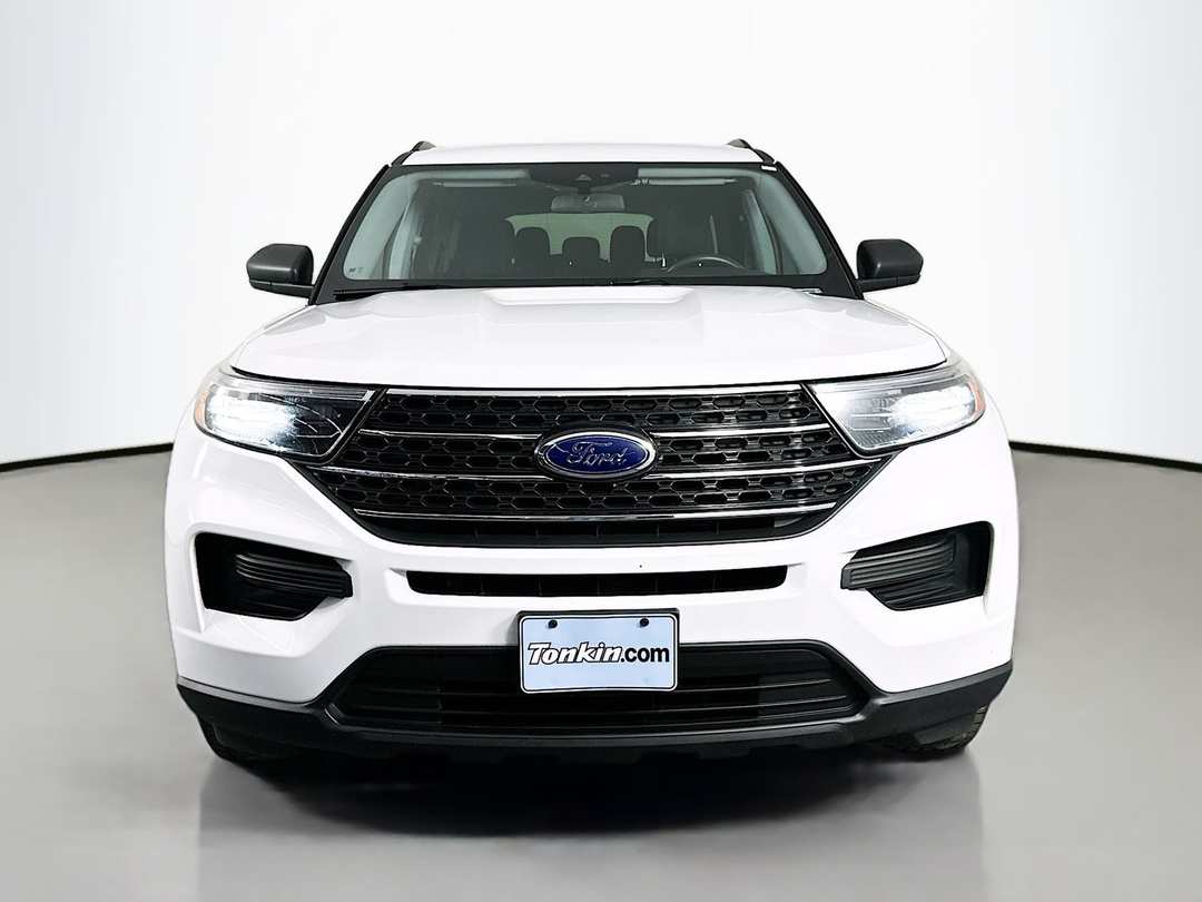2022 Ford Explorer XLT - Image 2