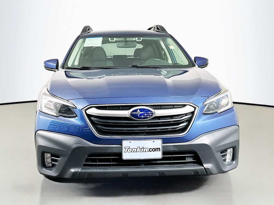 2020 Subaru Outback Premium - Image 3