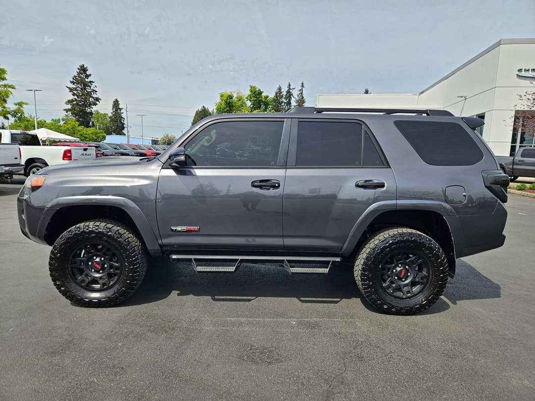 2021 Toyota 4Runner Venture - Image 3