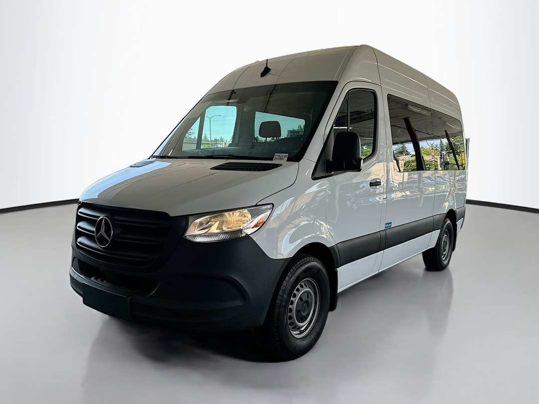 2024 Mercedes-Benz Sprinter 2500 Passenger 144 WB - Image 3