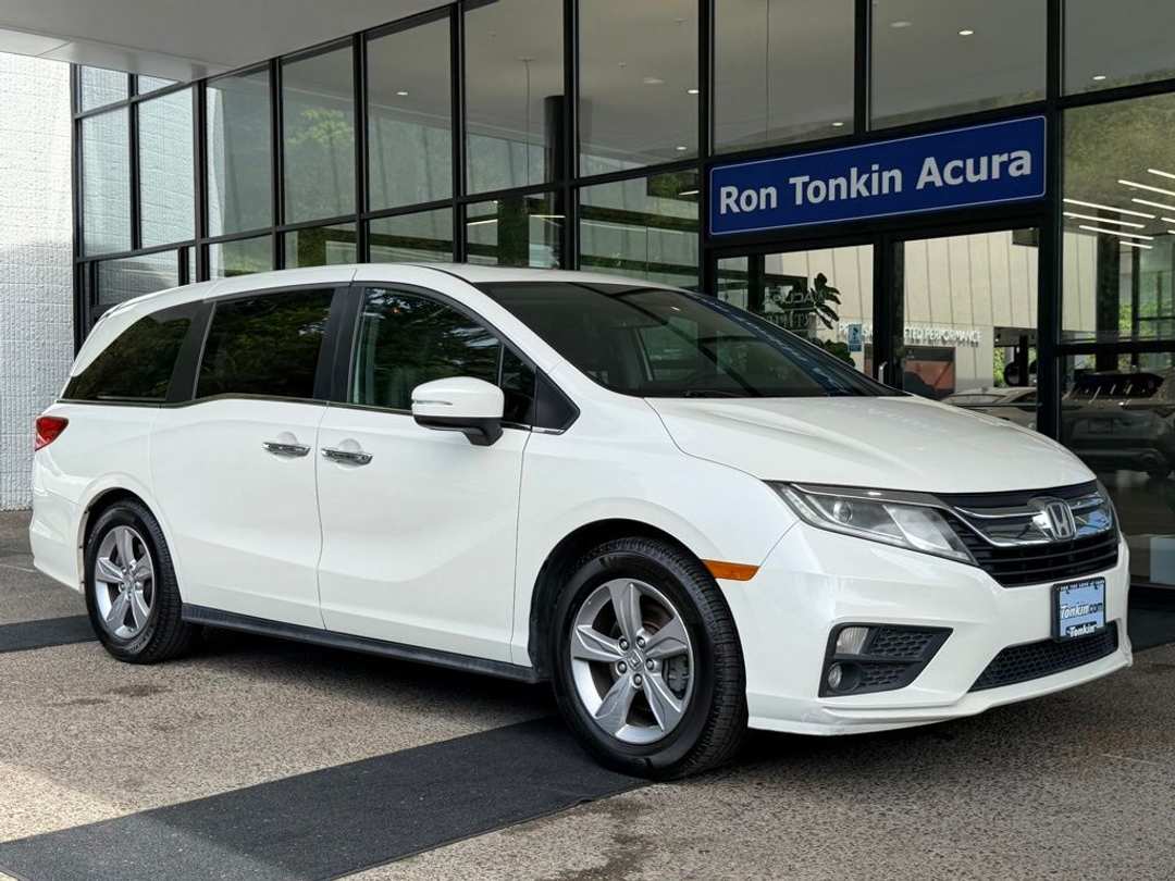 2018 Honda Odyssey EXL - Image 2