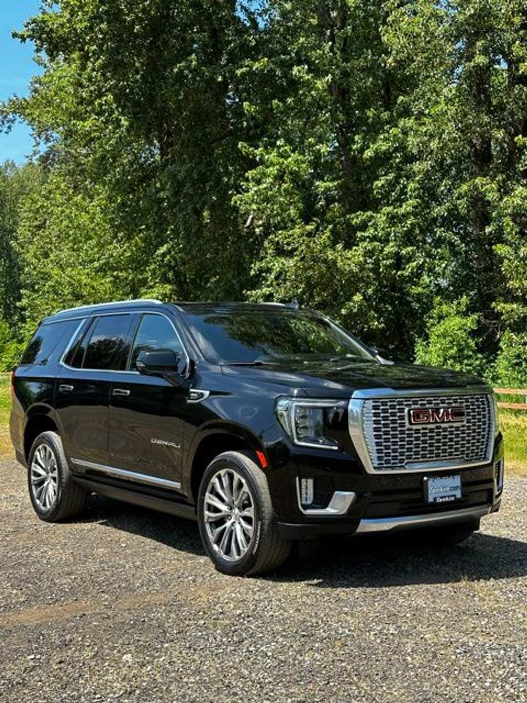 2021 GMC Yukon Denali - Image 2
