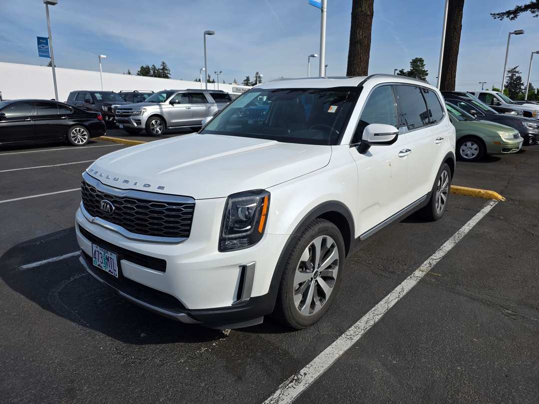 2020 Kia Telluride S - Image 2