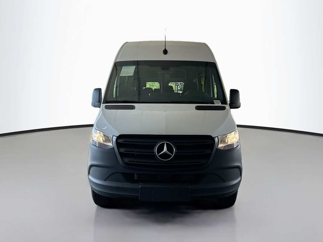 2024 Mercedes-Benz Sprinter 2500 Passenger 144 WB - Image 2