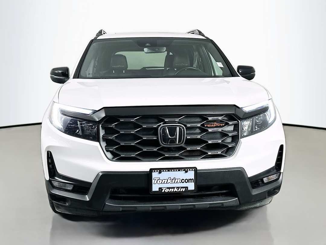 2023 Honda Passport TrailSport - Image 3