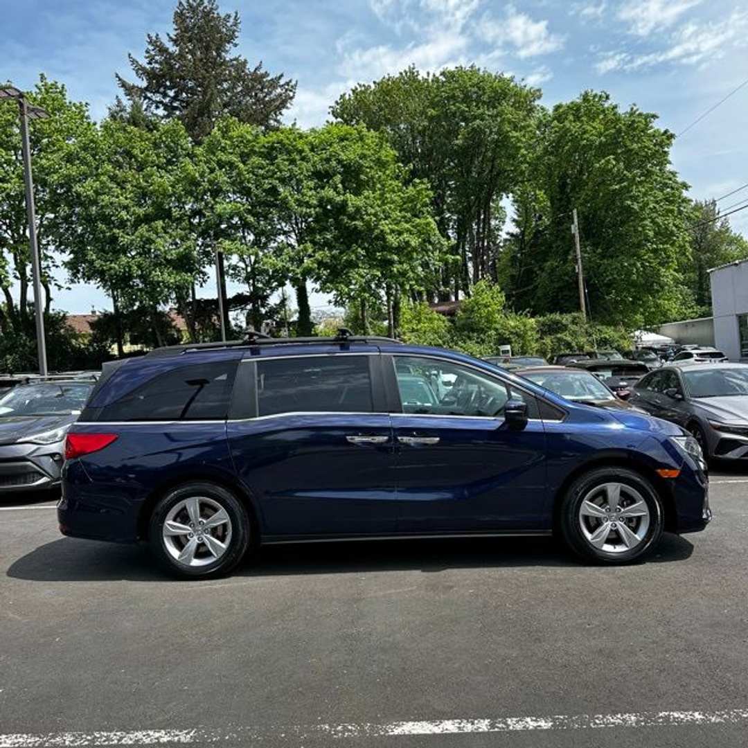 2019 Honda Odyssey EXL - Image 2