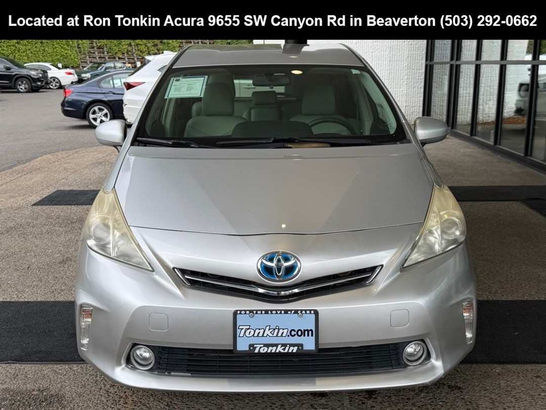2012 Toyota Prius V Three - Image 3