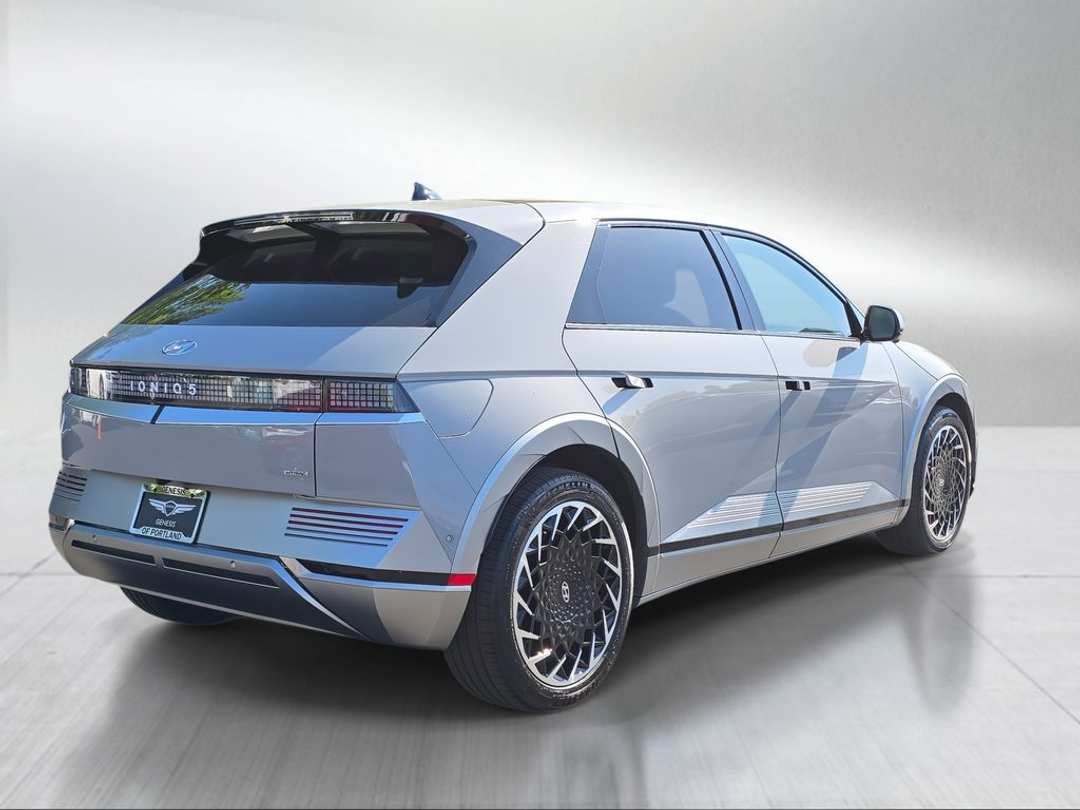 2023 Hyundai Ioniq 5 Limited - Image 3