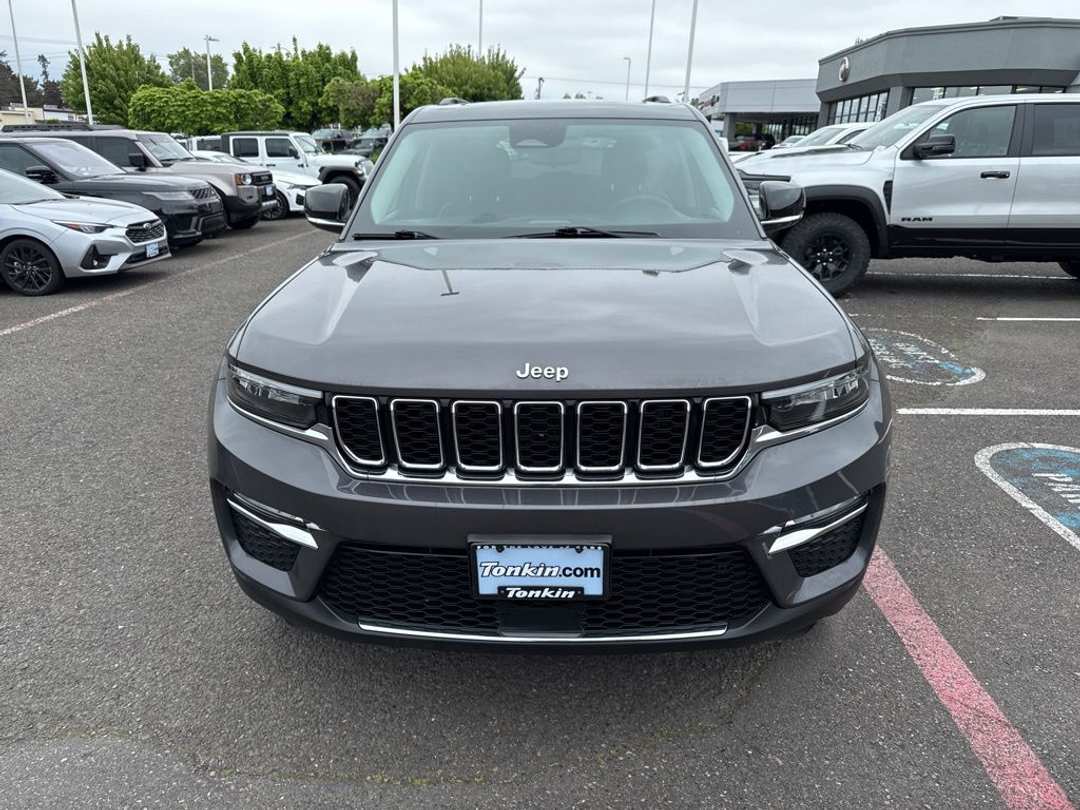 2022 Jeep Grand Cherokee 4xe - Image 2