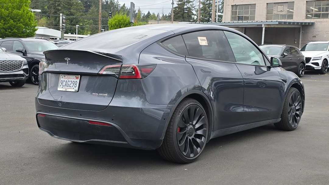 2022 Tesla Model Y Performance - Image 3