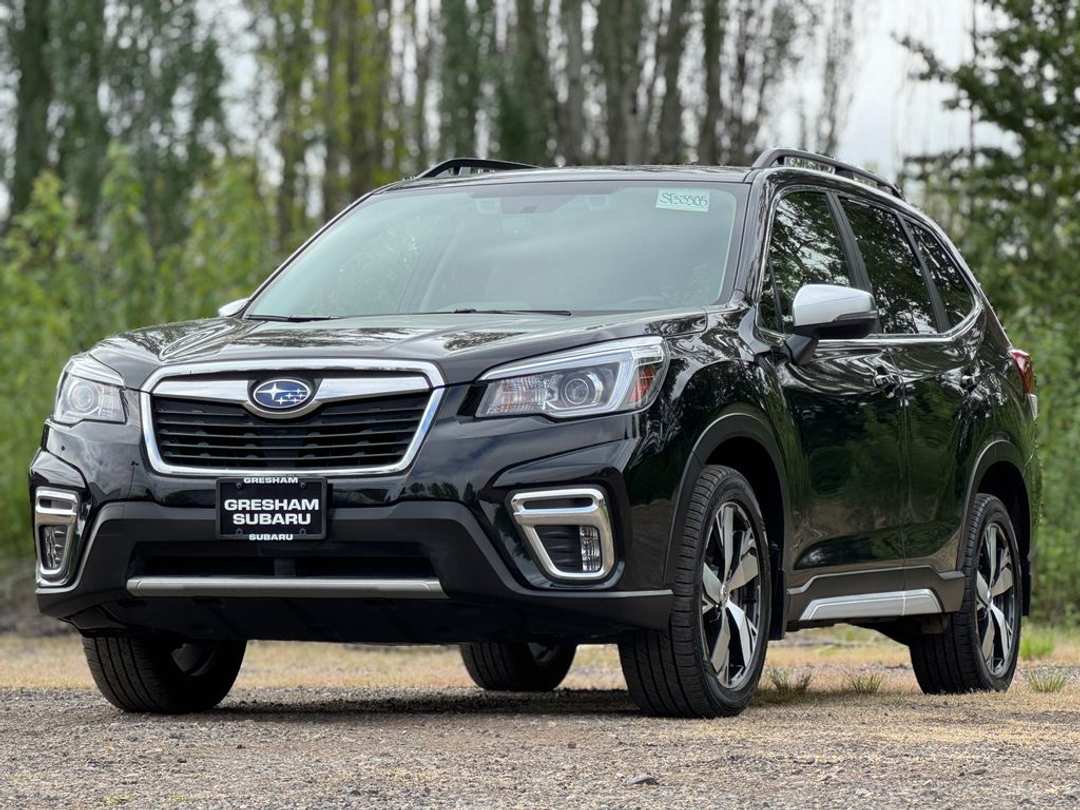 2020 Subaru Forester Touring - Image 3