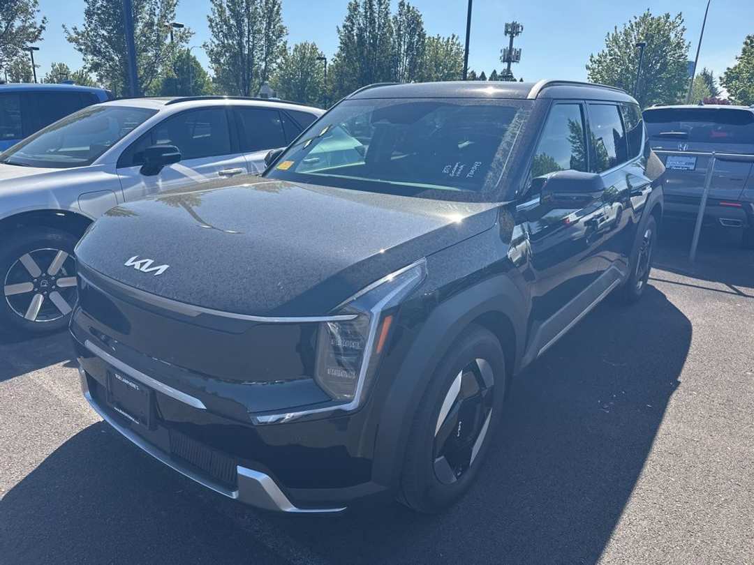 2024 Kia Ev9 Wind - Image 2