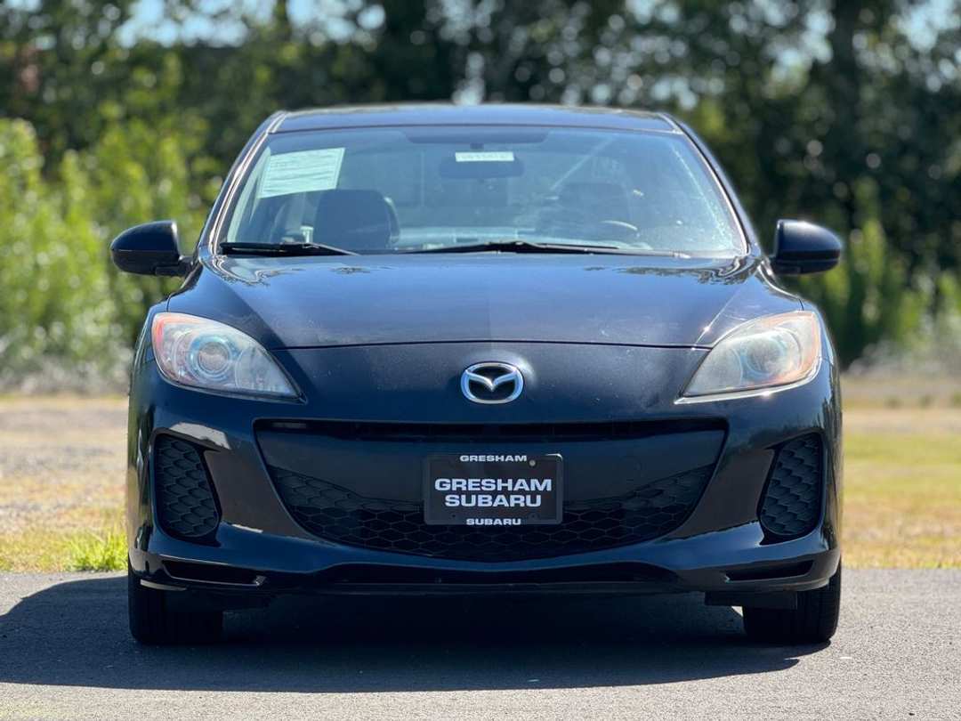 2013 MAZDA Mazda3 i Grand Touring - Image 2