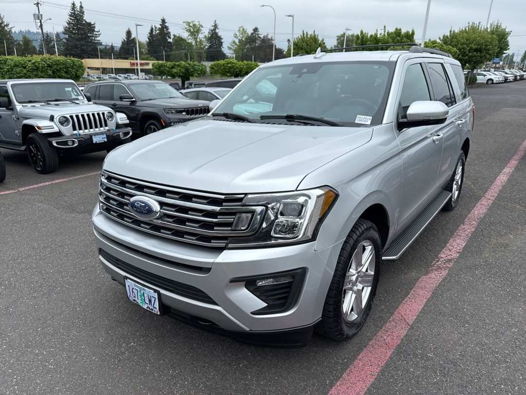 2019 Ford Expedition XLT - Image 3