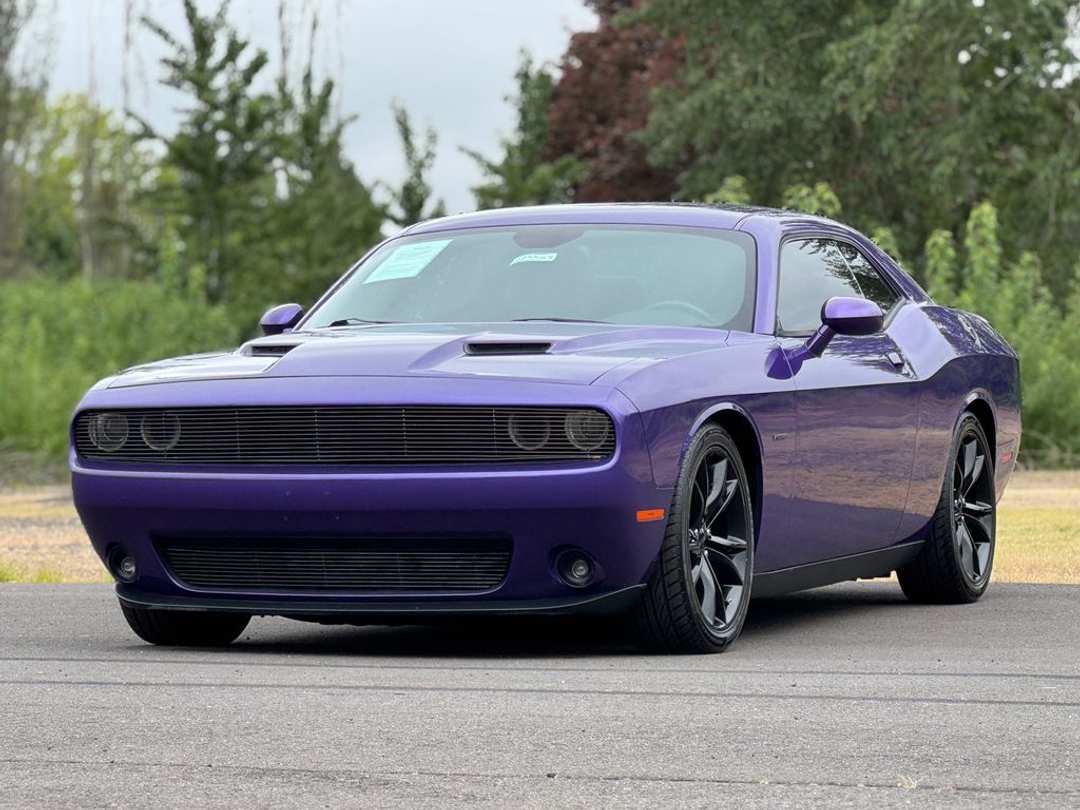 2016 Dodge Challenger R/T - Image 3