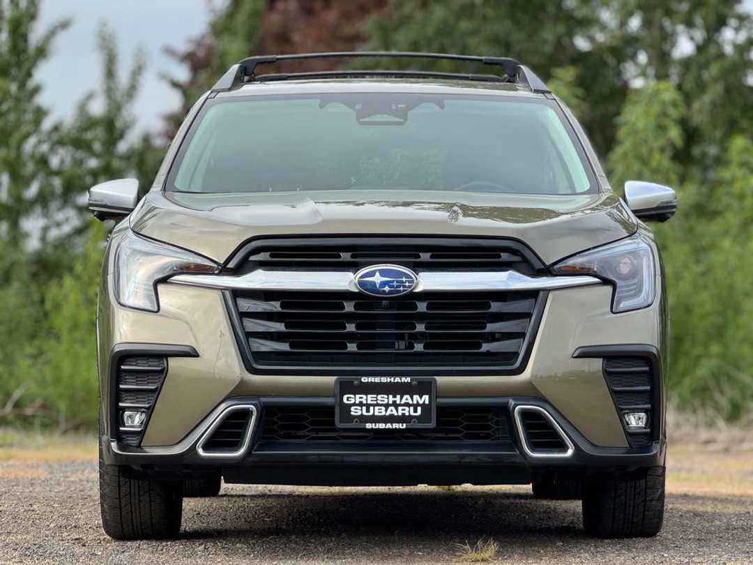 2023 Subaru Ascent Touring - Image 2