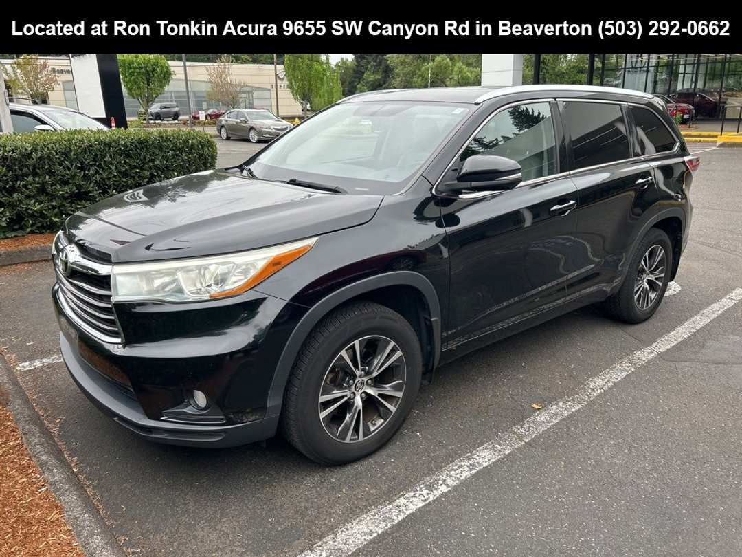 2016 Toyota Highlander XLE V6 - Image 3