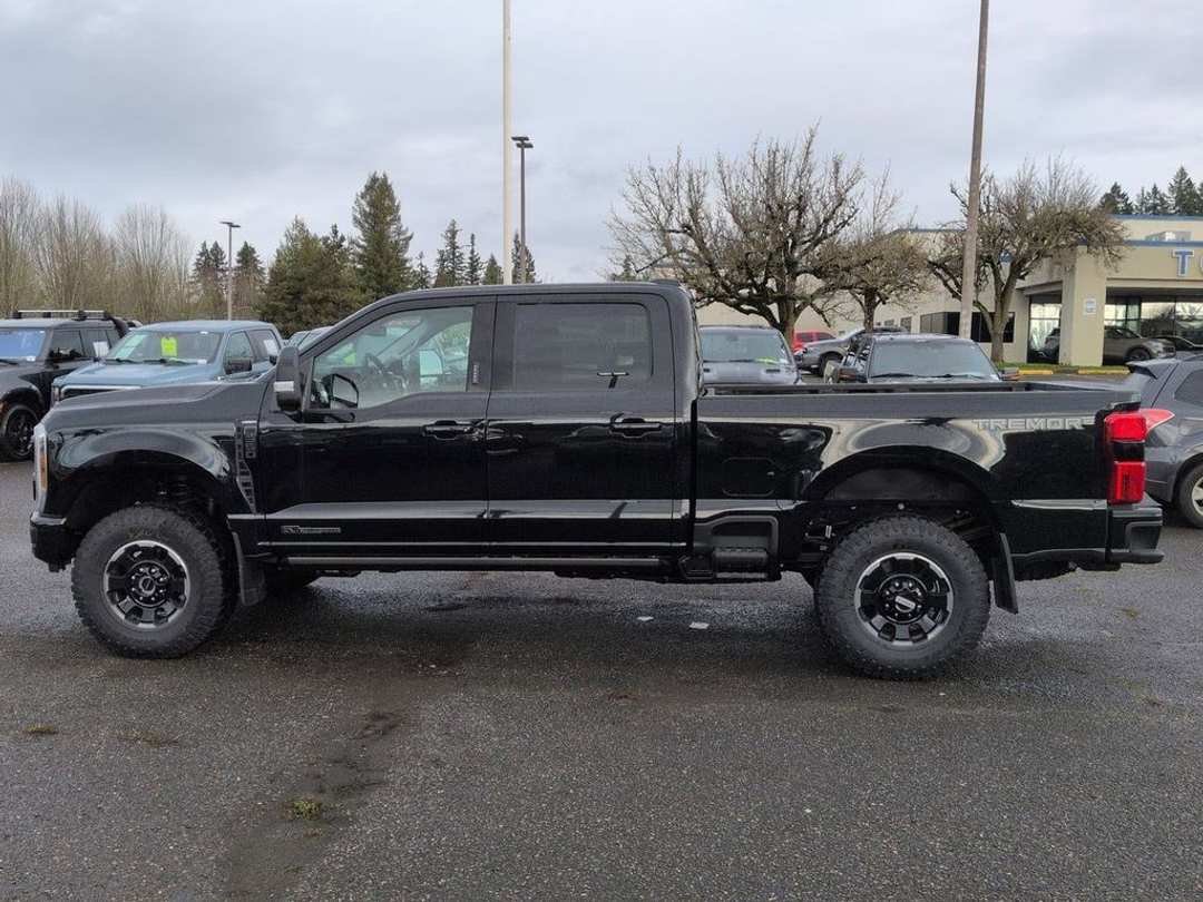 2026 Ford F-350Sd Lariat - Image 2