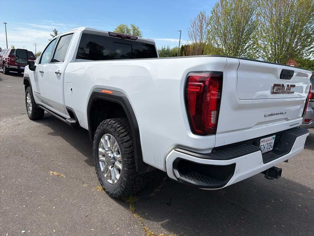 2023 GMC Sierra 3500Hd Denali - Image 3