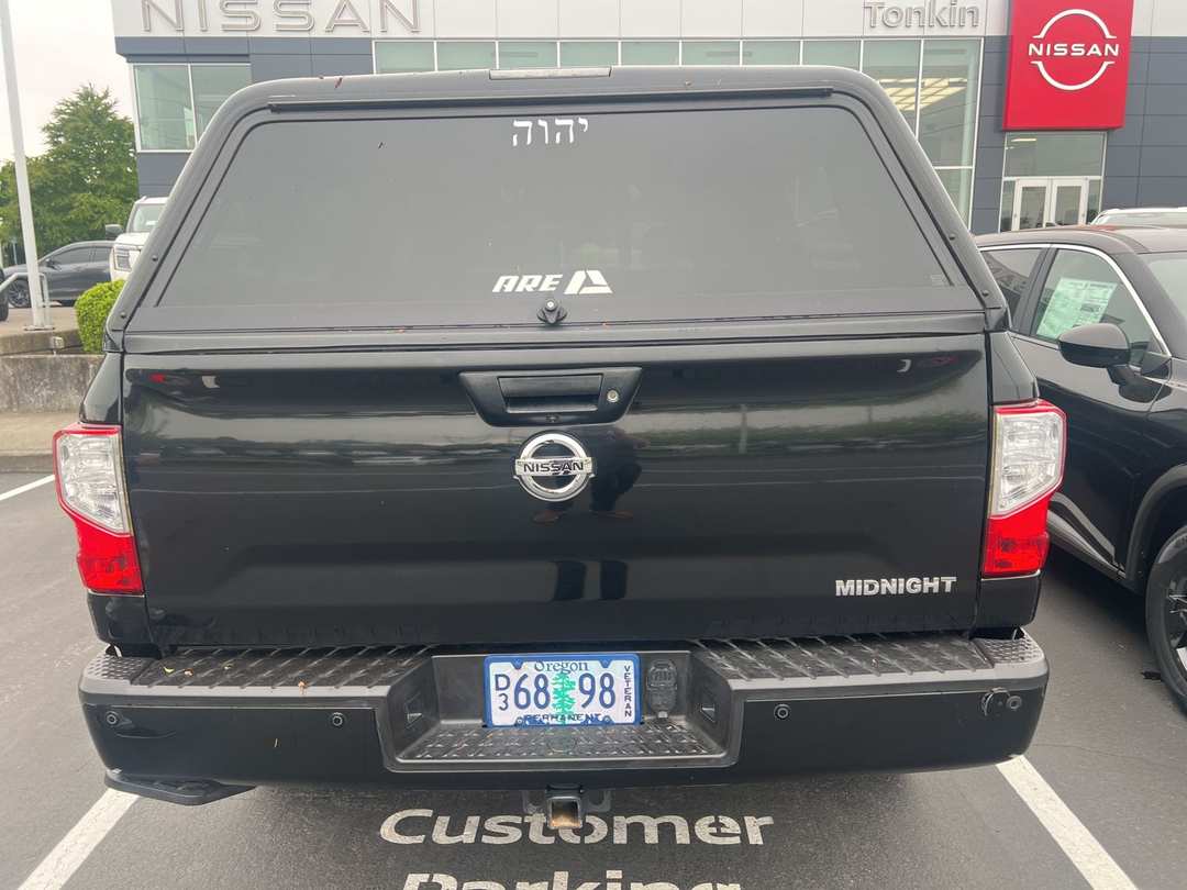 2017 Nissan Titan PRO4X - Image 3