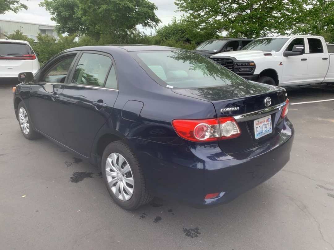 2013 Toyota Corolla LE - Image 2