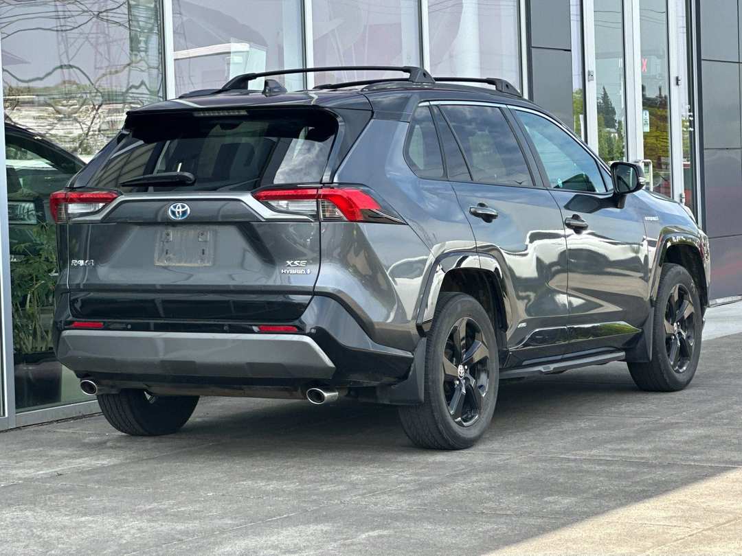 2021 Toyota Rav4 XSE - Image 3