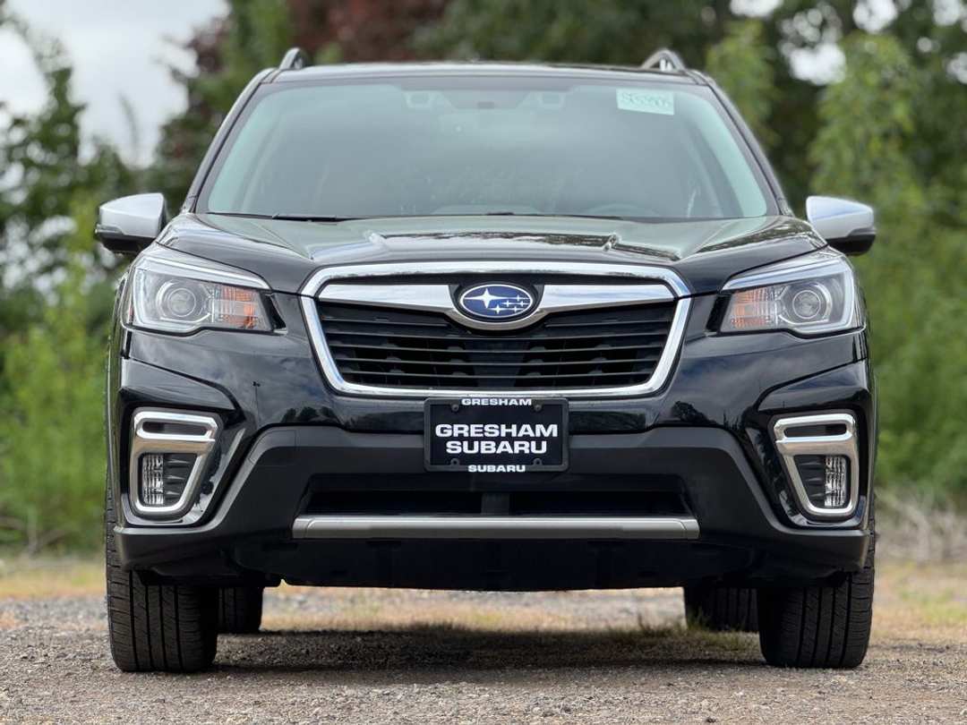 2020 Subaru Forester Touring - Image 2