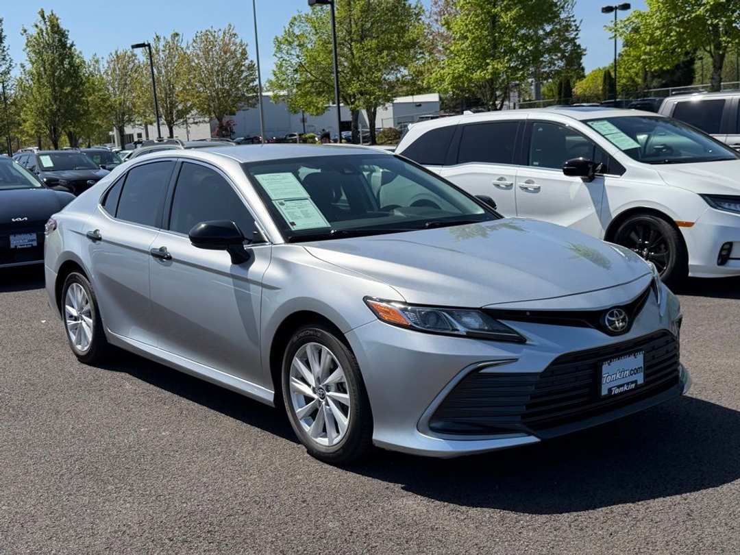 2022 Toyota Camry LE - Image 2