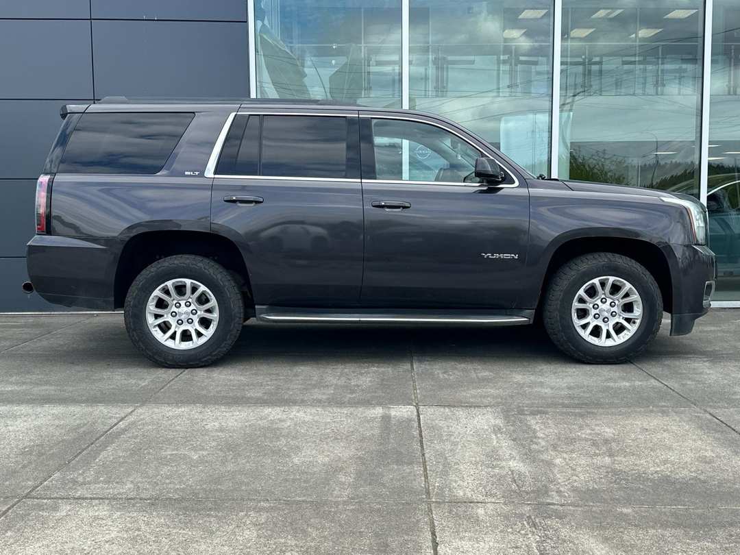 2015 GMC Yukon SLT - Image 2