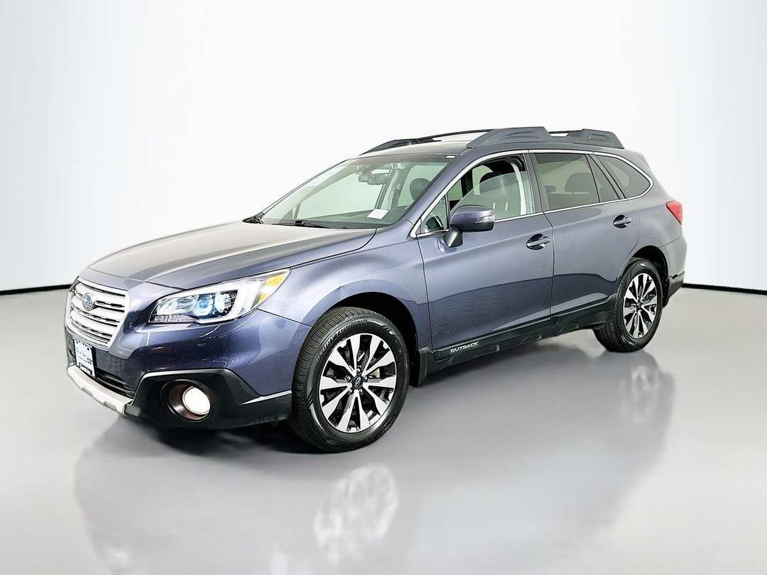2017 Subaru Outback 2.5i - Image 3