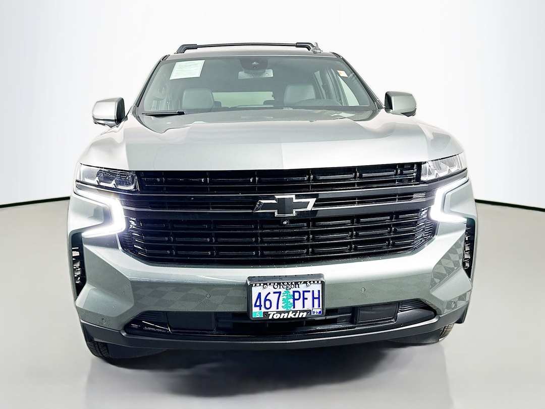 2023 Chevrolet Suburban RST - Image 3