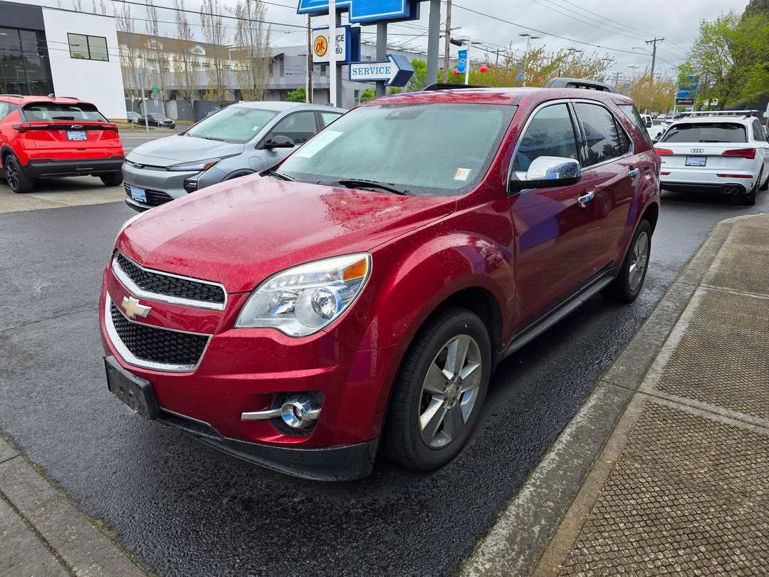 2015 Chevrolet Equinox LT - Image 2