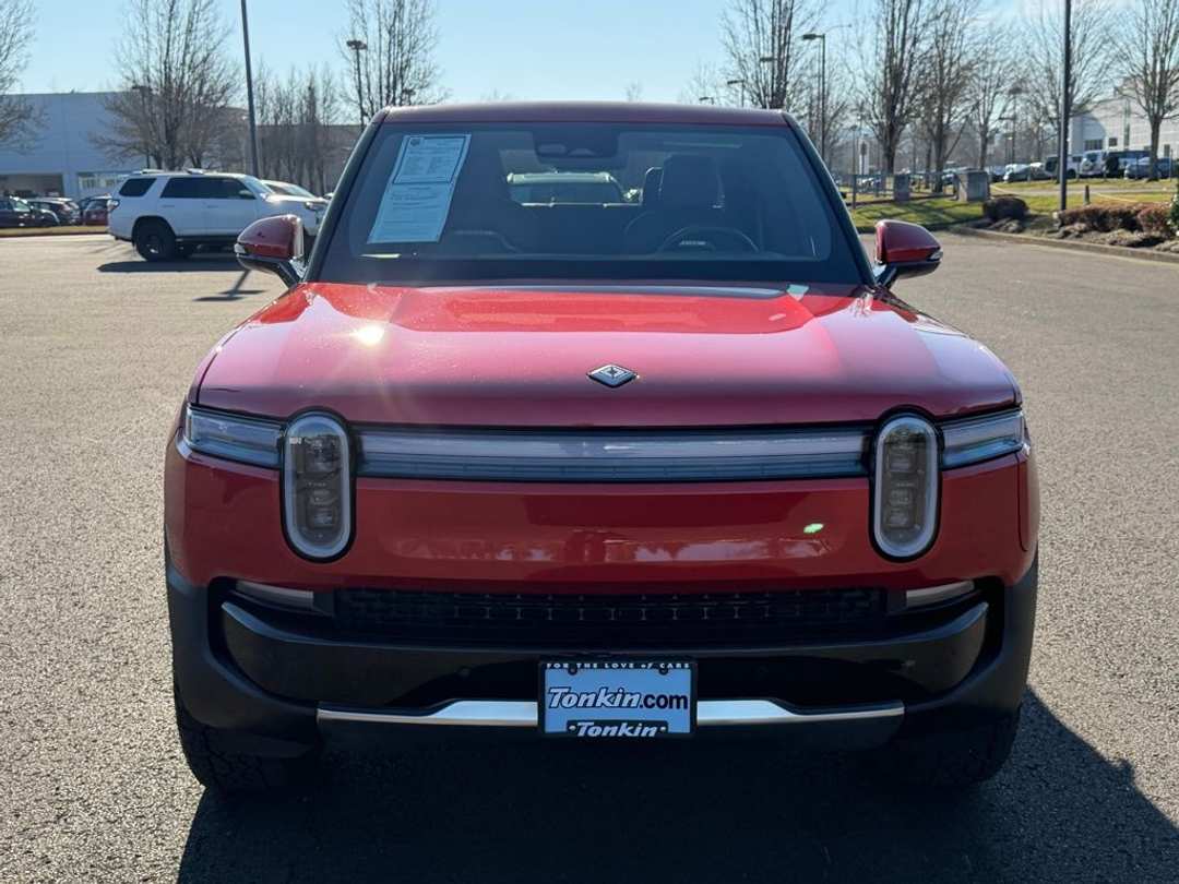 2025 Rivian R1T Adventure Dual Motor Standard Pack - Image 3
